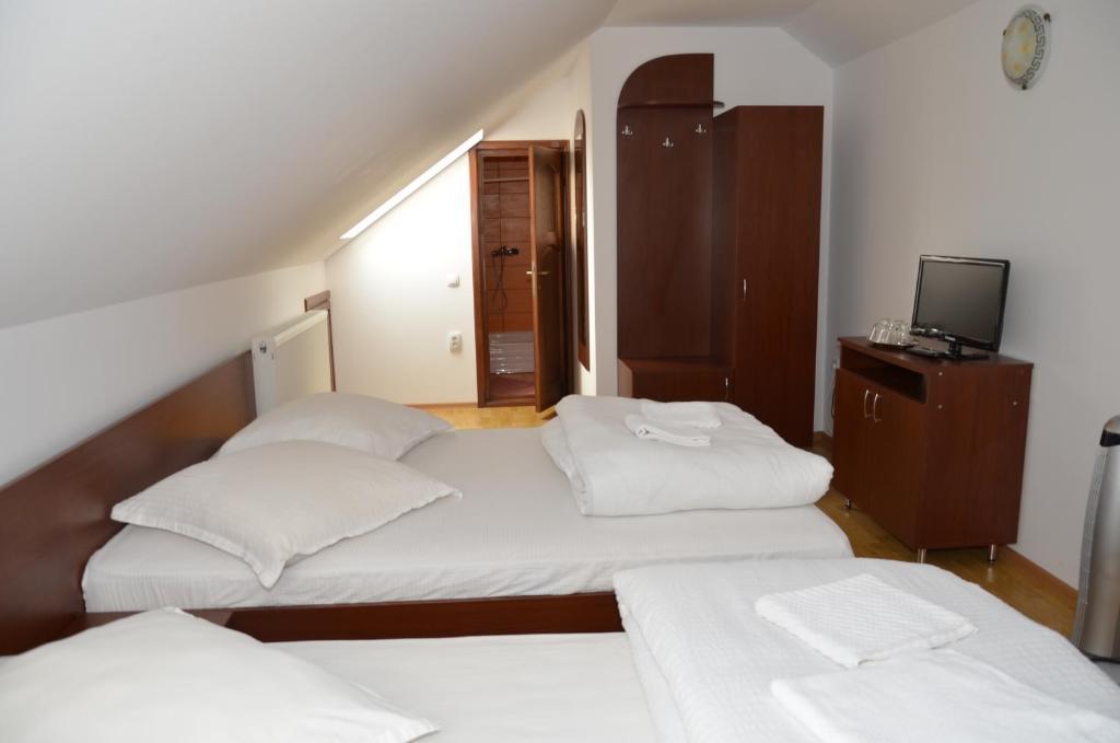 Casa Moteasca Hotel Mihai Viteazu  Habitación foto
